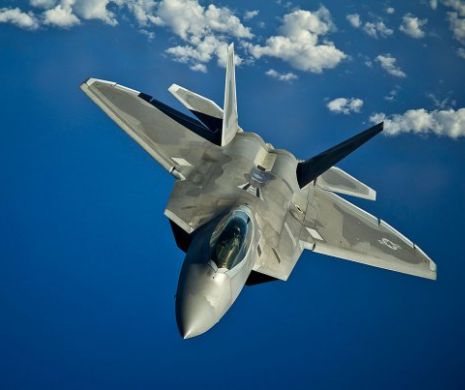 ALERTĂ în AER! AVIOANE de VÂNĂTOARE înarmate cu RACHETE, ridicate de la SOL din cauza unui AMERICAN. Mai multe PERSOANE RĂNITE
