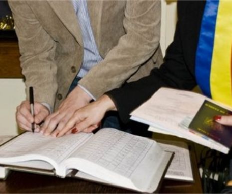 Primarul din Zimnicea pus în fața unei DILEME: „Cui îi spun să sărute mireasa?”