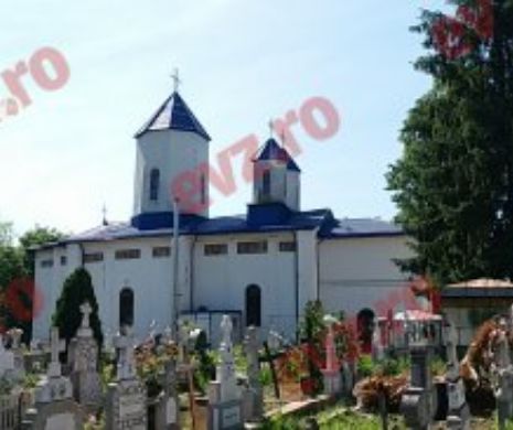 ȘOCANT! Poliția a deschis o anchetă după descoperirea făcută în TOALETA unui CIMITIR