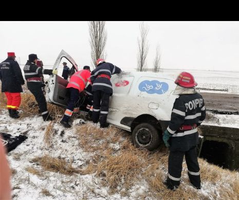 Accident grav la Tulcea. Victimă încarcerată