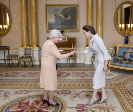 Angelina Jolie, viitorul PREŞEDINTE al SUA?  Este GATA să INTRE în politică şi chiar să CANDIDEZE pentru Casa Albă din partea DEMOCRAŢILOR