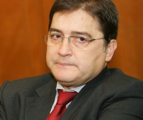 Emil Hurezeanu este ataxat de un jurnalist al Deutche Welle, după ce ambasadorul nostru la Berlin a apărat onoarea Centenarului