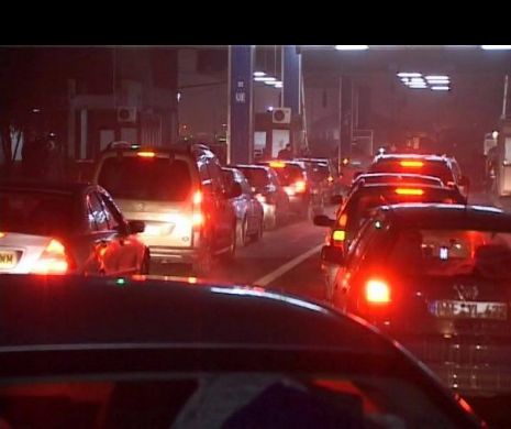 INFERNUL de la graniţa cu Bulgaria. Trafic BLOCAT la vama Giurgiu. Cozi URIAŞE de 15 kilometri