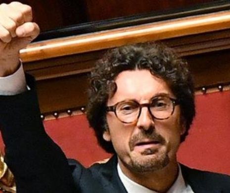 Ministrul italian al Transporturilor le dă peste nas românilor din Ciubotă: „Sunt foarte încântat de lupta împotriva șmecherilor cu numere străine”