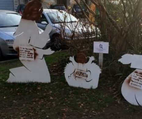 Revoltător: Covoraş islamic de rugăciune în faţa ieslei naşterii Domnului. Acestea sunt binefacerile aduse de migranţi