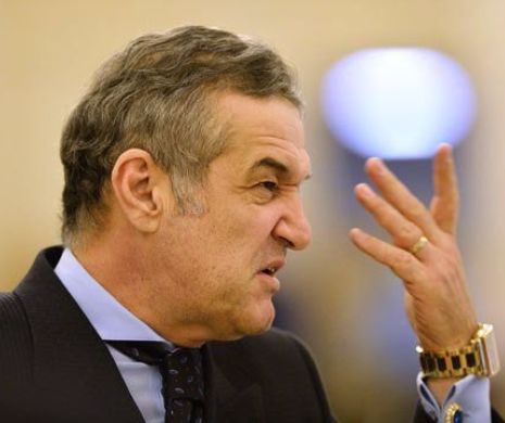 SCHIMB dur de replici la România Tv. Pe cine a PUS TUNURILE BECALI. „Nu-ţi e ruşine ţie aşa un pic?”
