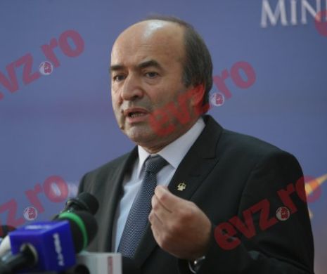 Toader ARUNCĂ BOMBA. Cine sunt inițiatorii LEGII care a eliberat anticipat din ÎNCHISORI mii de CONDAMNAȚI. SCANDAL în JUSTIȚIE