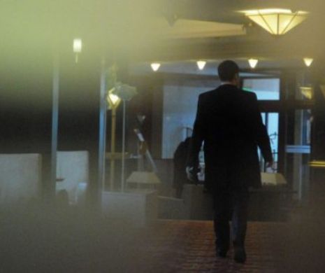 Ministerul Apărării schimbă regulile. Ce trebuie să facă funcţionarii care au acces la secrete de stat