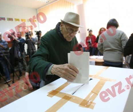 Pe cine se bazează partidele la următoarele alegeri. Zeci de mii de votanți se apropie sau au depășit vârsta de 100 de ani!
