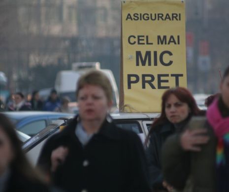Schimbări MAJORE pe piața asigurărilor. AVERTISMENTUL brokerilor pentru toți românii
