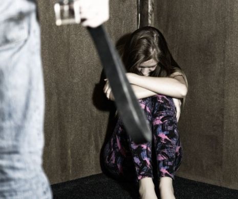 Violența în familie. Zeci de români, evacuați cu forța de poliție după ce și-au agresat rudele