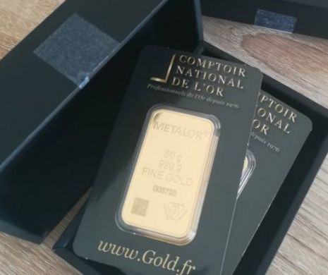 A comandat un COSTUM de BAIE și a primit LINGOURI de AUR