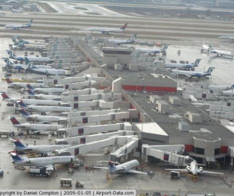 ALERTĂ pe cel mai tranzitat aeroport din LUME. Măsuri SEVERE fără PRECEDENT