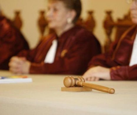 Decizie ISTORICĂ a CCR. Parlamentul este OBLIGAT să reexamineze legea