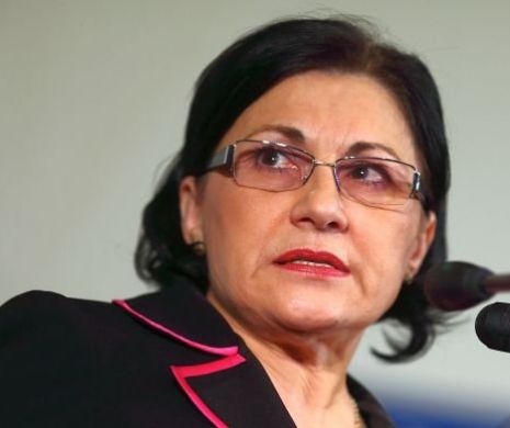 Ecaterina Andronescu vrea să condiționeze concediile profesorilor