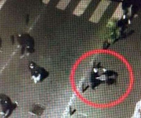 VIOLENȚE la Roma. ZECI de italieni, ÎNARMAȚI cu bâte și curele, au atacat un bar. Patru persoane au fost ÎNJUNGHIATE