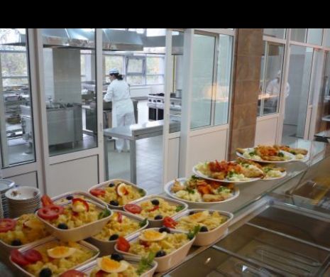 Cantine studențești amendate: carne expirată, servicii ilicite, mâncare fără bon fiscal