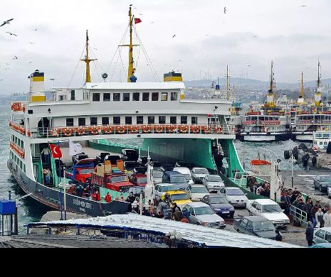 Dezastru pe mare. Zeci de răniți într-o colițiune a unui feribot. Mărturii cutremurătoare