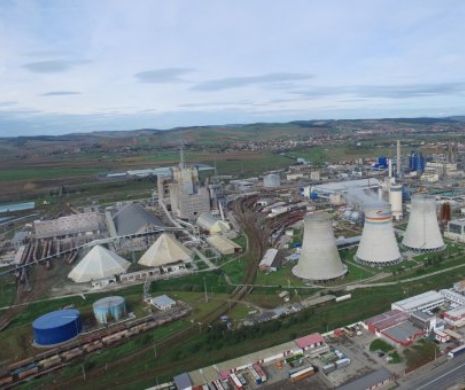 Gaz pe foc la Azomureș. Pericol în zona de siguranță a platformei chimice