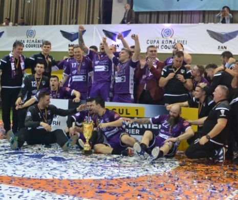 Handbaliștii aduc Cupa României la Biblioteca UPT