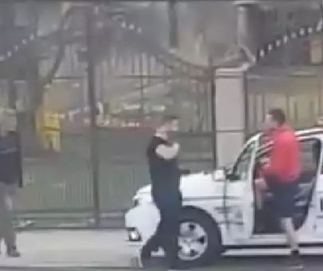 În șort și tricou, la volanul autospecialei. Polițistul-fotbalist a tras pe dreapta un șofer care nu i-a acordat prioritate