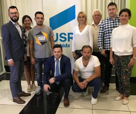 Șocant! La USR-iști le este rușine cu USR. Deși este președinte în USR Cluj, un USR-ist a negat categoric acest fapt.