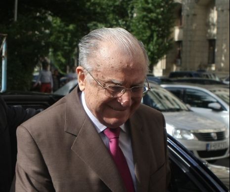 Au fost reluate audierile în dosarul Revoluţiei din 1989. Iliescu îşi trimite avocatul pentru declaraţii