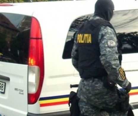 Este incredibil ce au făcut doi proxeneți români! Acum au fost arestați pentru 30 de zile