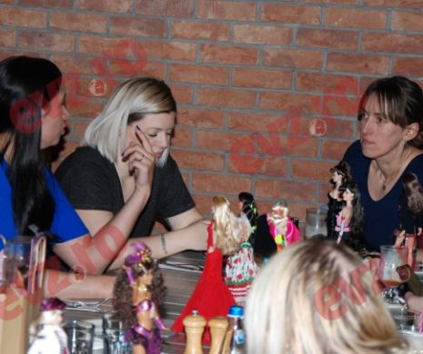 O armată de păpuși Barbie răzbună un vis neîmplinit