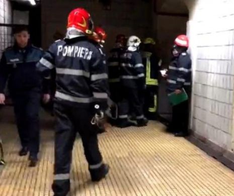 Alertă la metroul bucureștean. Fum dens în vagoane. Călătorii au intrat în panică