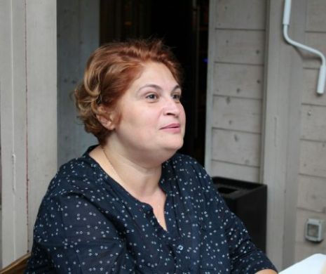 Recomandată celor care au între 5 și 12 ani. Prima carte-caiet a copilului care trece printr-un divorț