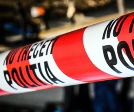 Șoferul maniac a intrat cu mașina în mulțime. A fost prăpăd! Numărul victimelor este în creștere