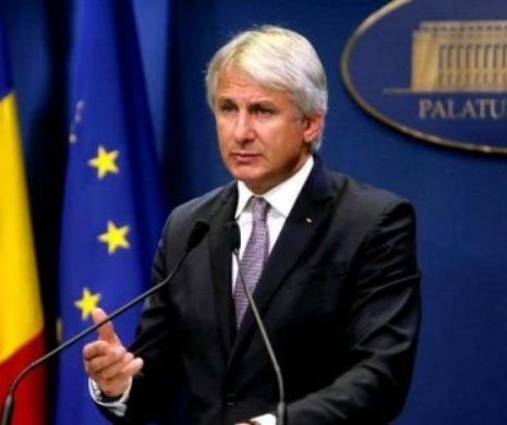 „Suntem o țară cu o economie sustenabilă! Să vină investitorii!” Teodorovici, discuții vitale cu agențiile de rating