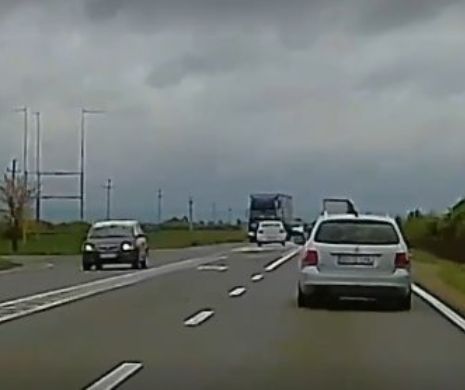 Accident cumplit în Bihor. UN bărbat a murit în urma impactului dintre un tren și un autoturism