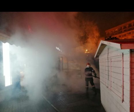 Căsuță din Târgul de Paști incendiată