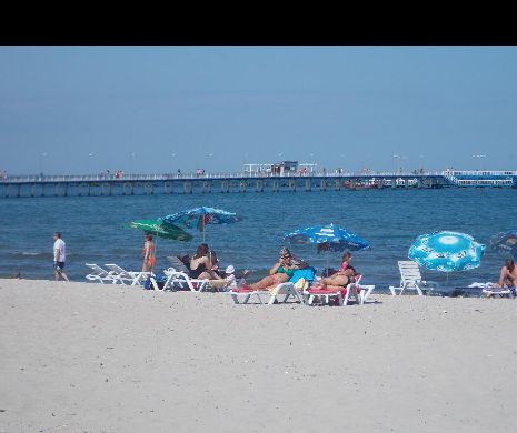 Cât au cheltuit românii în minivacanțele de Paști și 1 Mai