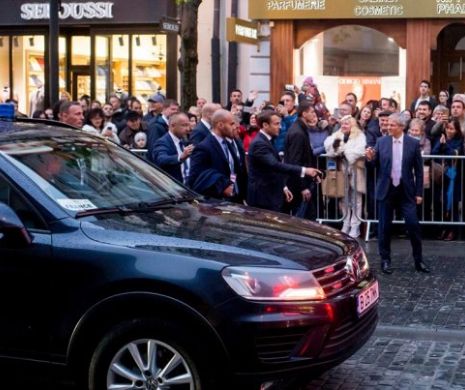 Întâlnirea cu președintele Franței l-a făcut să prindă aripi. Cioloș l-a pus în genunchi pe Iohannis. Liberalii flutură batista albă