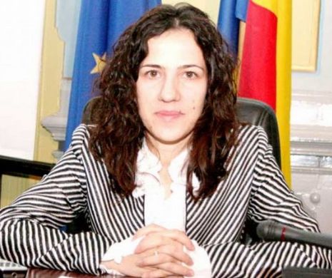 A fost schimbat ministrul Fondurilor Europene. Cine este Roxana Mînzatu