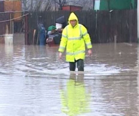 Alertă de inundații. Hidrologii au emis un nou Cod Portocaliu. Afectează 29 de județe