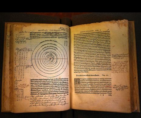 Cărţile de 2 milioane de lire sterline aduse în România! Patru români au fost reţinuţi