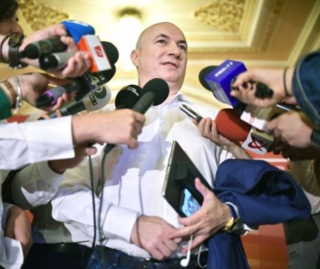 Codrin Ştefănescu desfiinţează moţiunea de cenzură: „Este un text grotesc, care incită la violență”