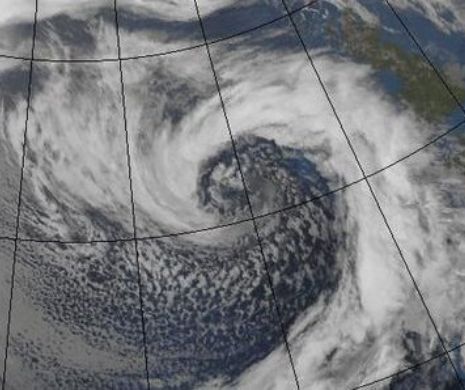 Meteo. ANM revizuiește prognoza. Fenomene ciudate la final de săptămână