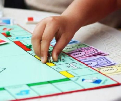 Monopoly: Ultima versiune înlocuiește bancherul cu un asistent vocal