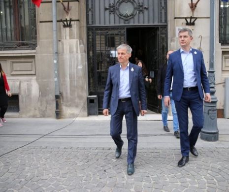 Opoziția, măcinată de războaie fratricide. Barna vrea să-l scoată pe Cioloș din jocurile pentru Cotroceni