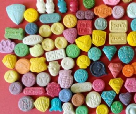 Traficanțiu de droguri grele din Arad, arestați