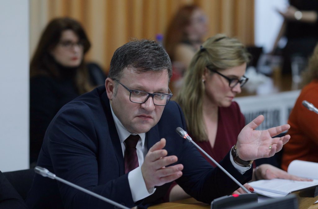 PSD iese la atac. Ce spune fostul ministru al Muncii despre cursul valutar