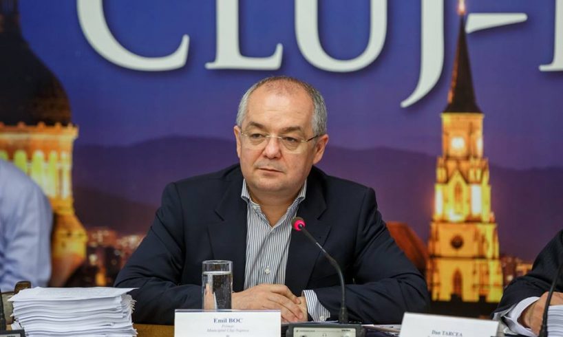Emil Boc n-a mai avut încotro şi a făcut-o. Toată ţara a aflat despre războiul din Ardeal