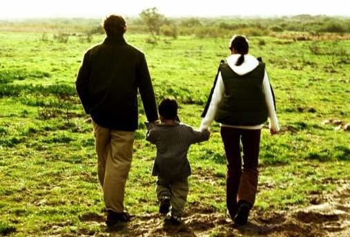 Dosare de adopție internațională, dispărute! Rolul fiicei unui fost general SIE