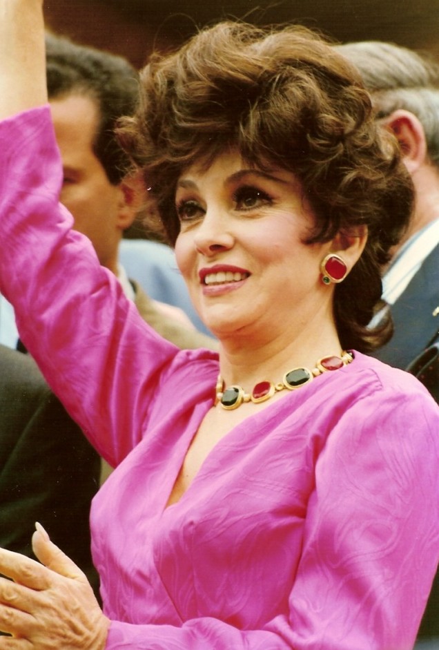 Gina Lollobrigida, escrocată de asistentul său. Acesta i-a sustras banii şi proprietăţile
