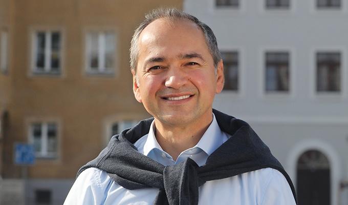 Primarul de origine română al oraşului german Görlitz, amenințat